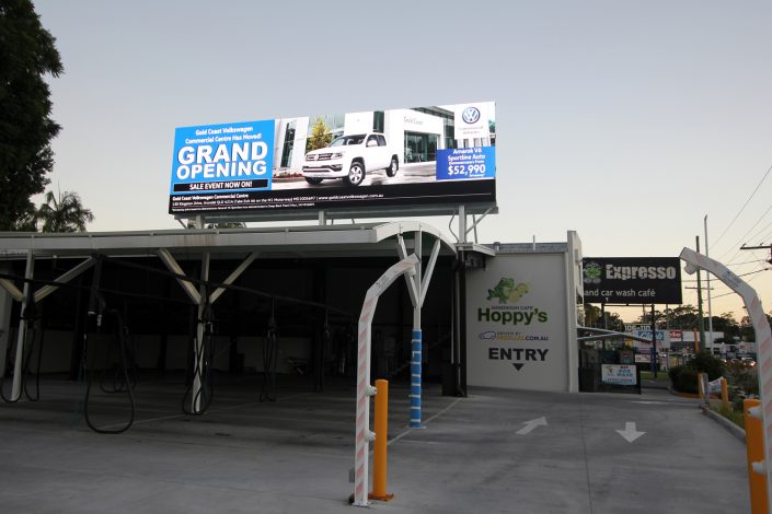 Hoppys Car Wash Digital Billboard Outdoor LED Advertising