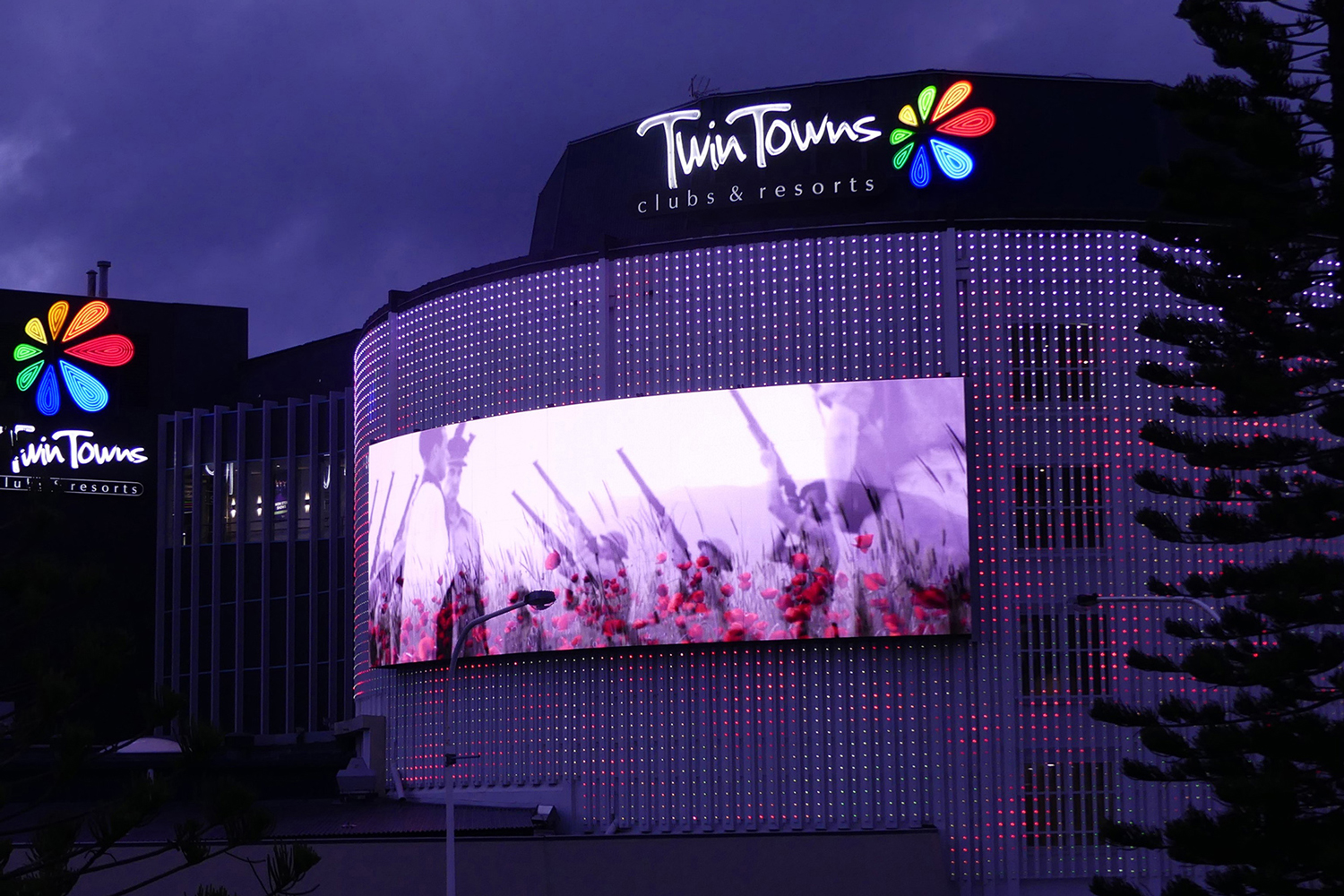 Twin Towns Curved LED Screen Building Facade Custom Digital Signage Solutions