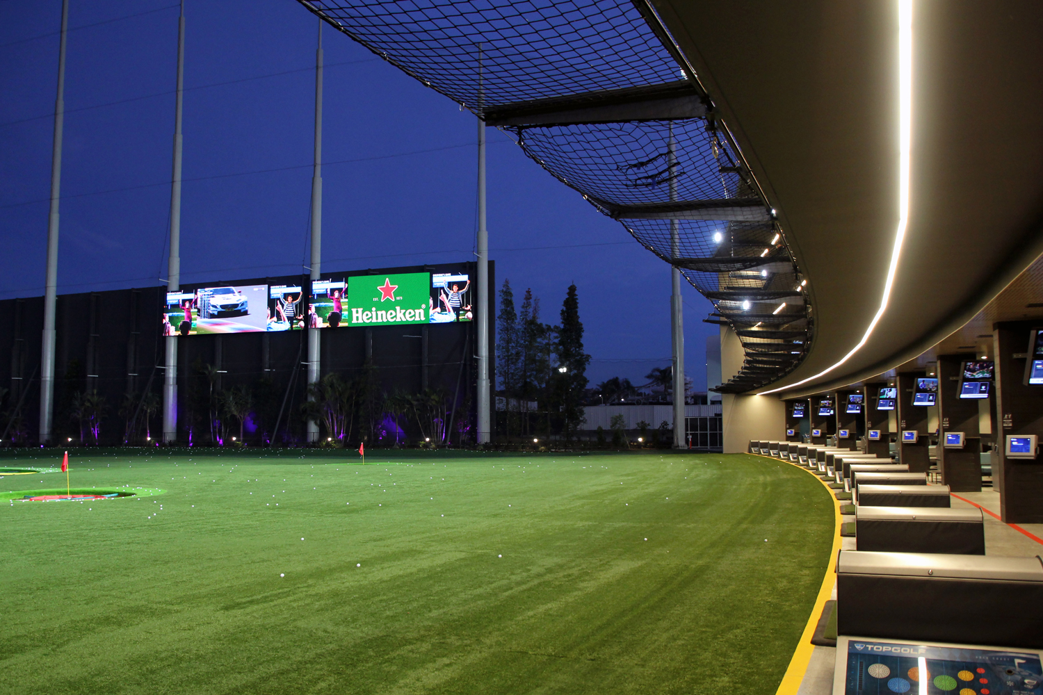 Top Golf Outdoor LED Screen Digital Billboard